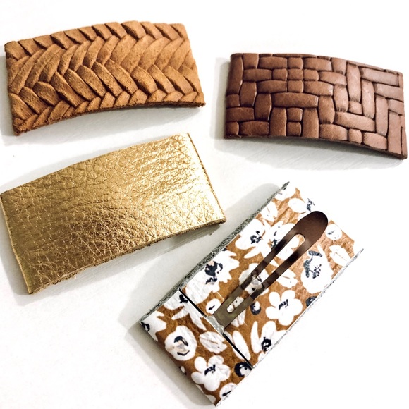 Genuine Leather Snap Clips - Picture 2 of 3